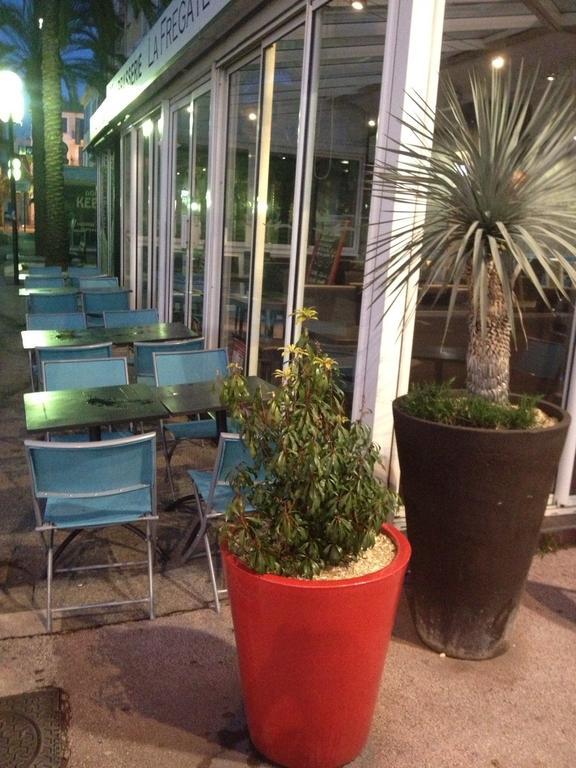Hotel Restaurant La Fregate La Seyne-sur-Mer Zewnętrze zdjęcie